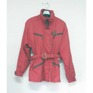Cazadora roja