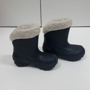NO DISPONIBLE - Botas Talla 28-29