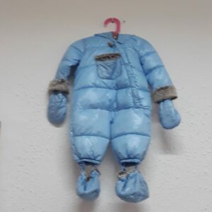 Mono Azul - Talla 3-6 meses Disponemos de 2 monos